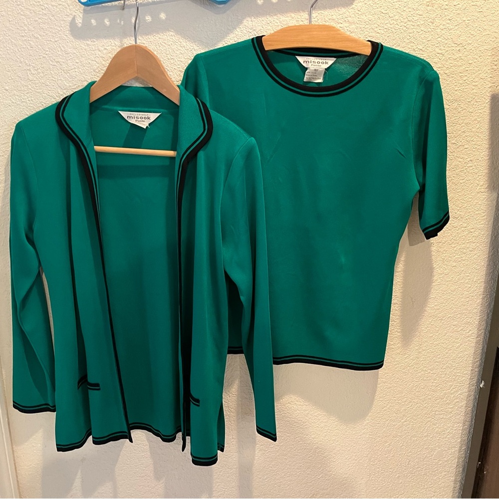 Misook Green Set with Black Accents